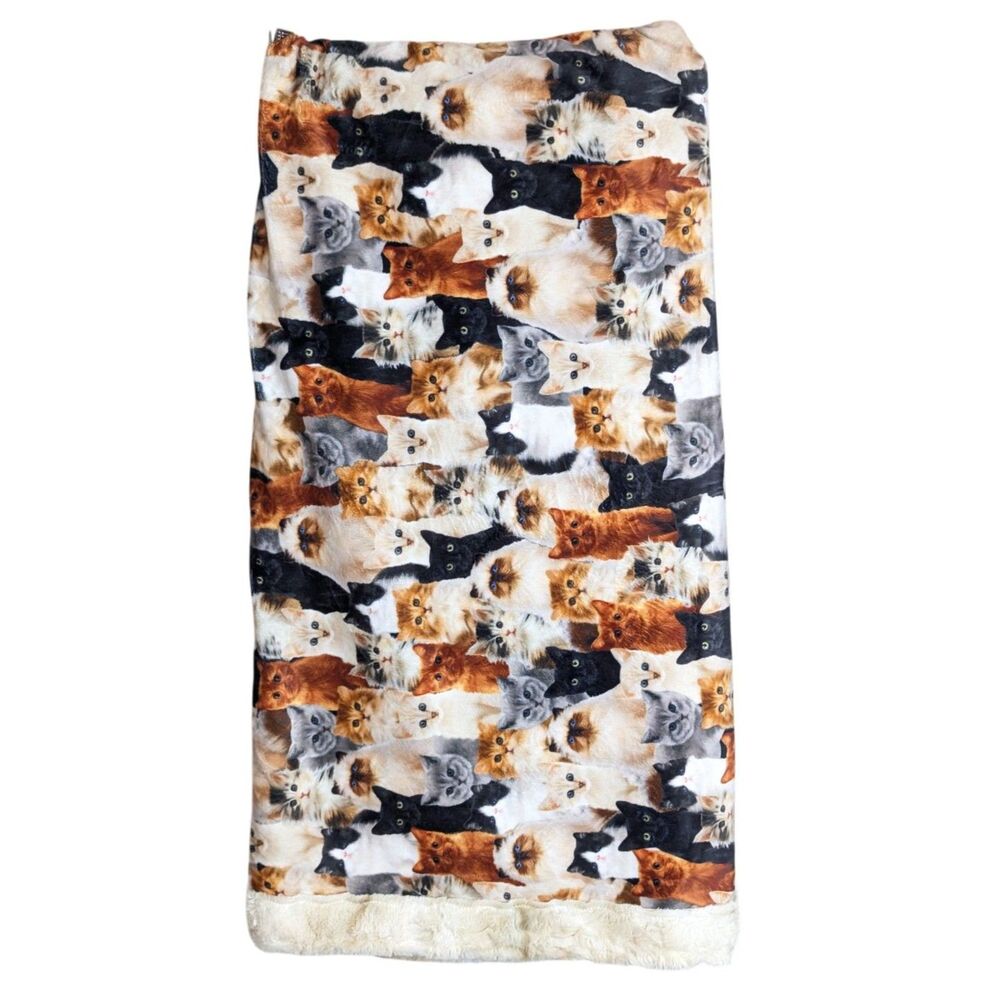 EUC All Over Cat Print Throw Blanket SOFT COZY Unique 64" x 56" Gift Cat Lady